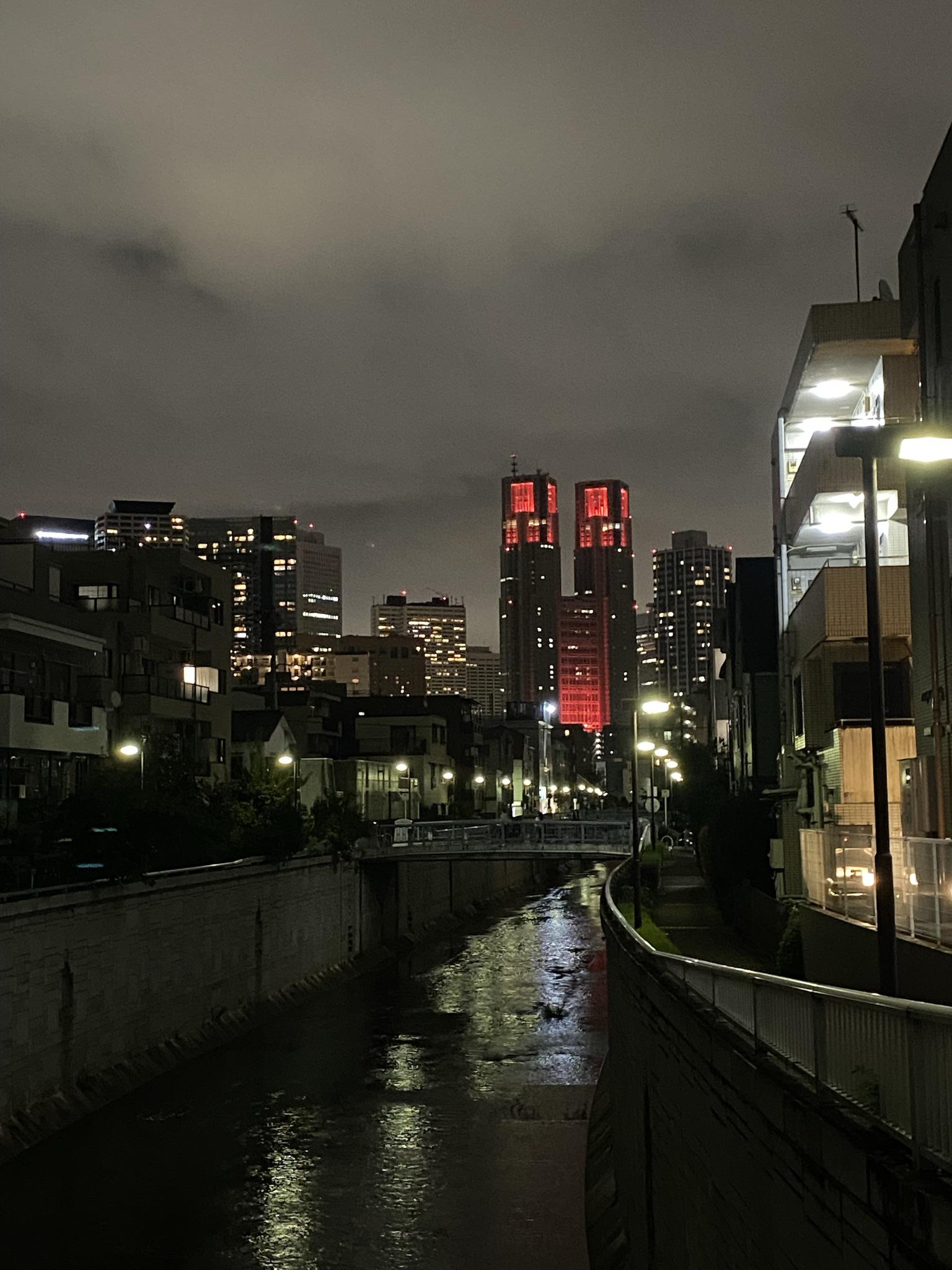 緊急宣言解除に伴い　10月1日からの営業に関しまして